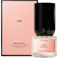 Boy Smells Les