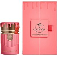 Paris Corner Strawberry Pound Cake