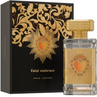 Paris Corner Fatal Embrance