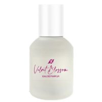 Farmasi Velvet Blossom