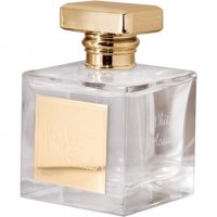 Martine Micallef White Oud foto-small